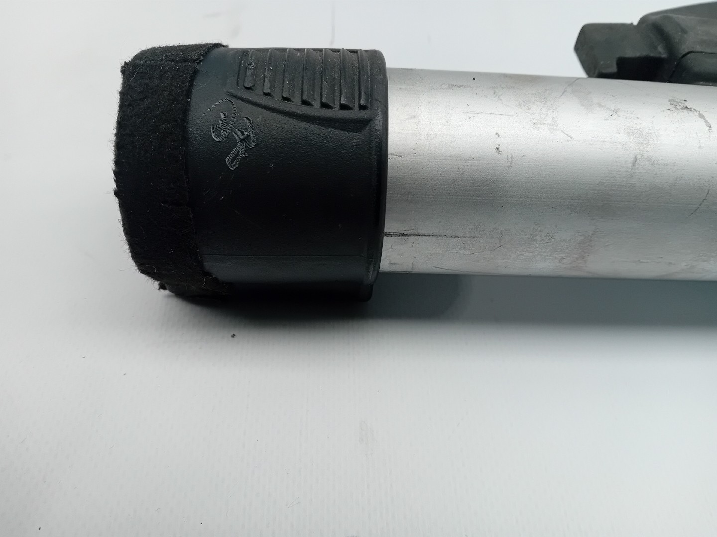 Rear Parcel shelf / trunk cover KIA Carens IV Imagem-3