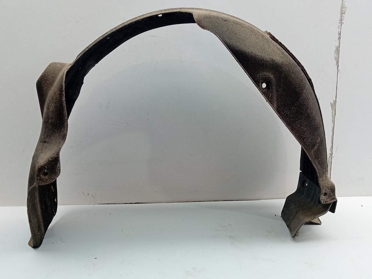 Rear wheel arch left