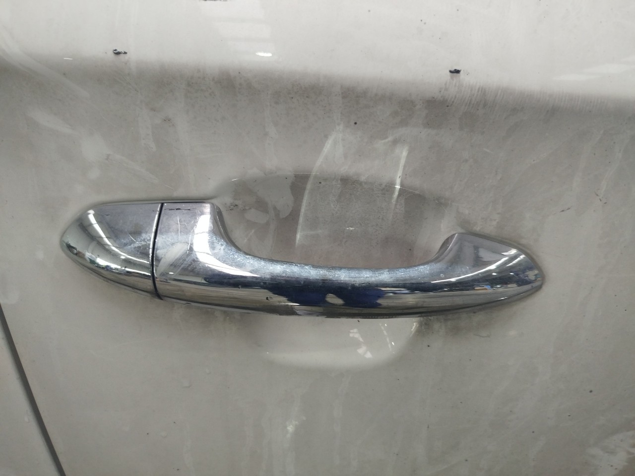 Right front door handle