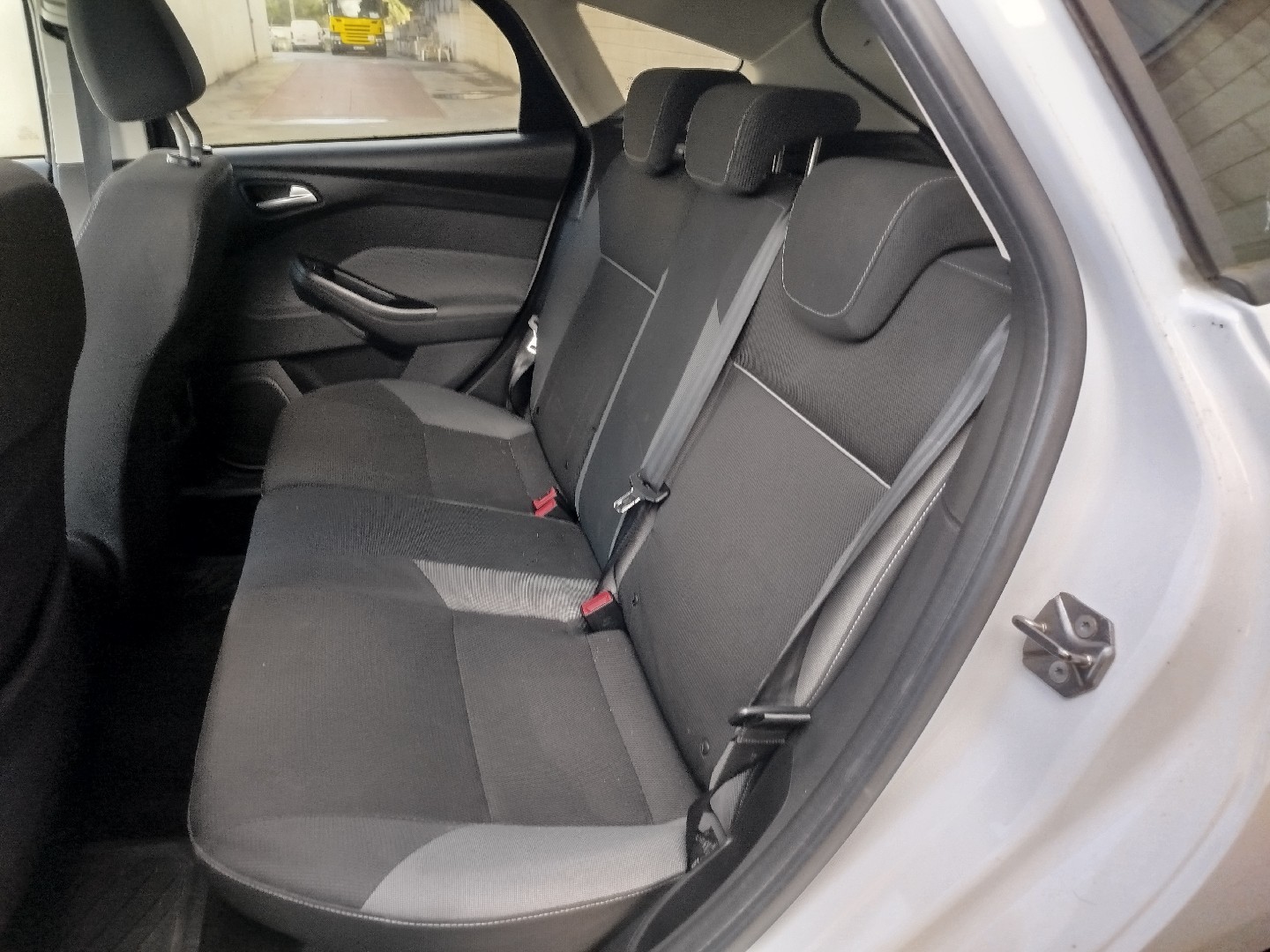 Ensemble sièges FORD Focus III Imagem-1
