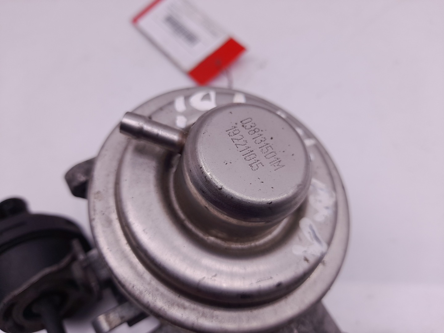 Válvula EGR VOLKSWAGEN Passat Variant (3B5) Imagem-2