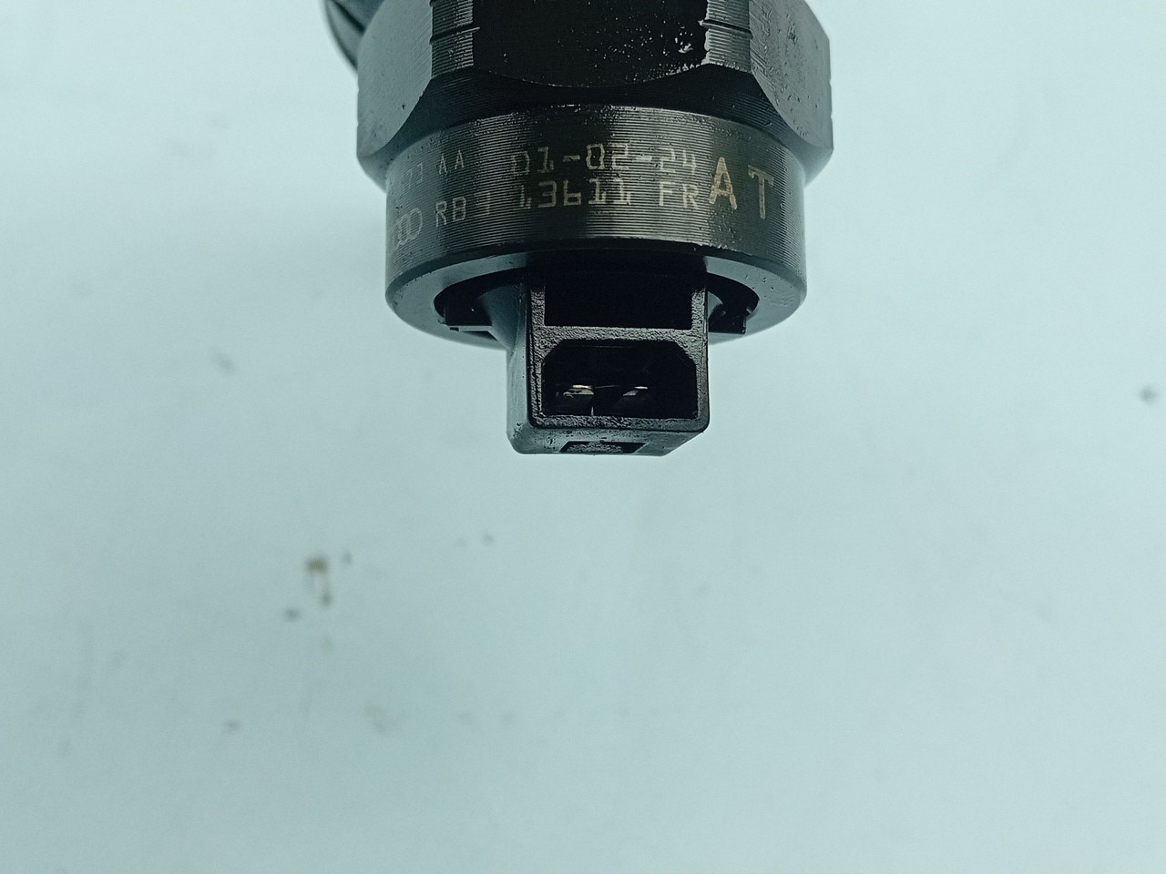 Injecteur VOLKSWAGEN Passat Variant (3B6) Imagem-2