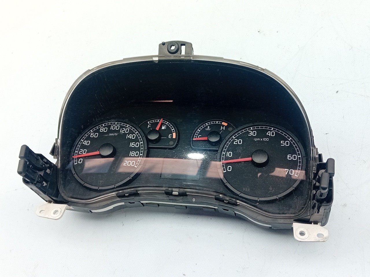 Instrument cluster