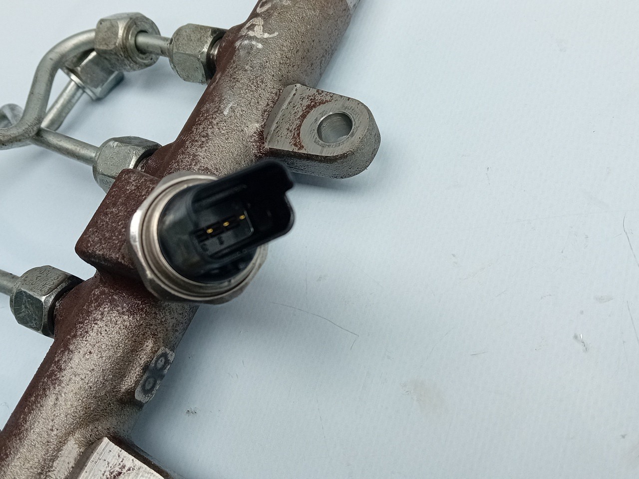 Rampe d'injection RENAULT Megane III (BZ0_) Imagem-2