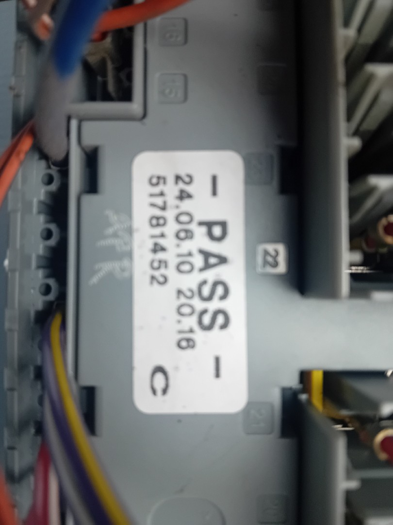 Fuse box / SAM / BSI FORD Ka (RU8) Imagem-4