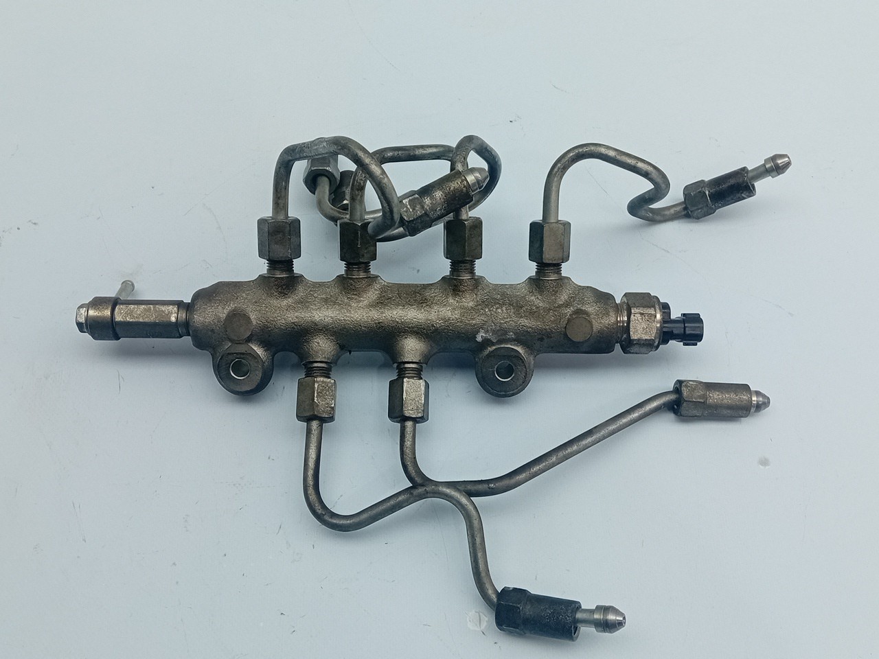 Fuel rail MAZDA 6 Sedan (GH) Imagem-1