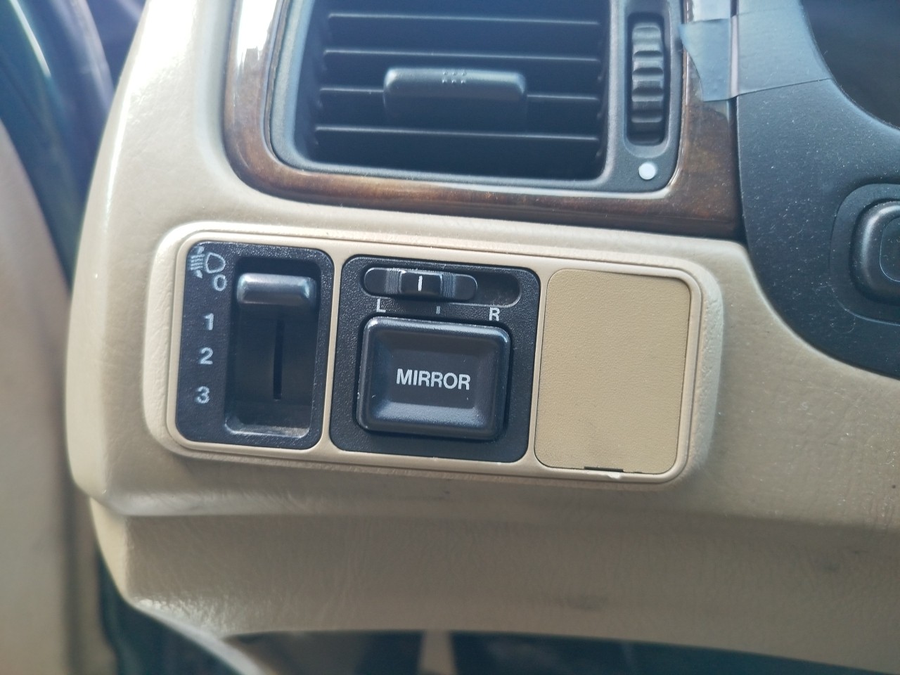 Retrovisor / espelho esquerdo ROVER 400 Sedan (RT) Imagem-2
