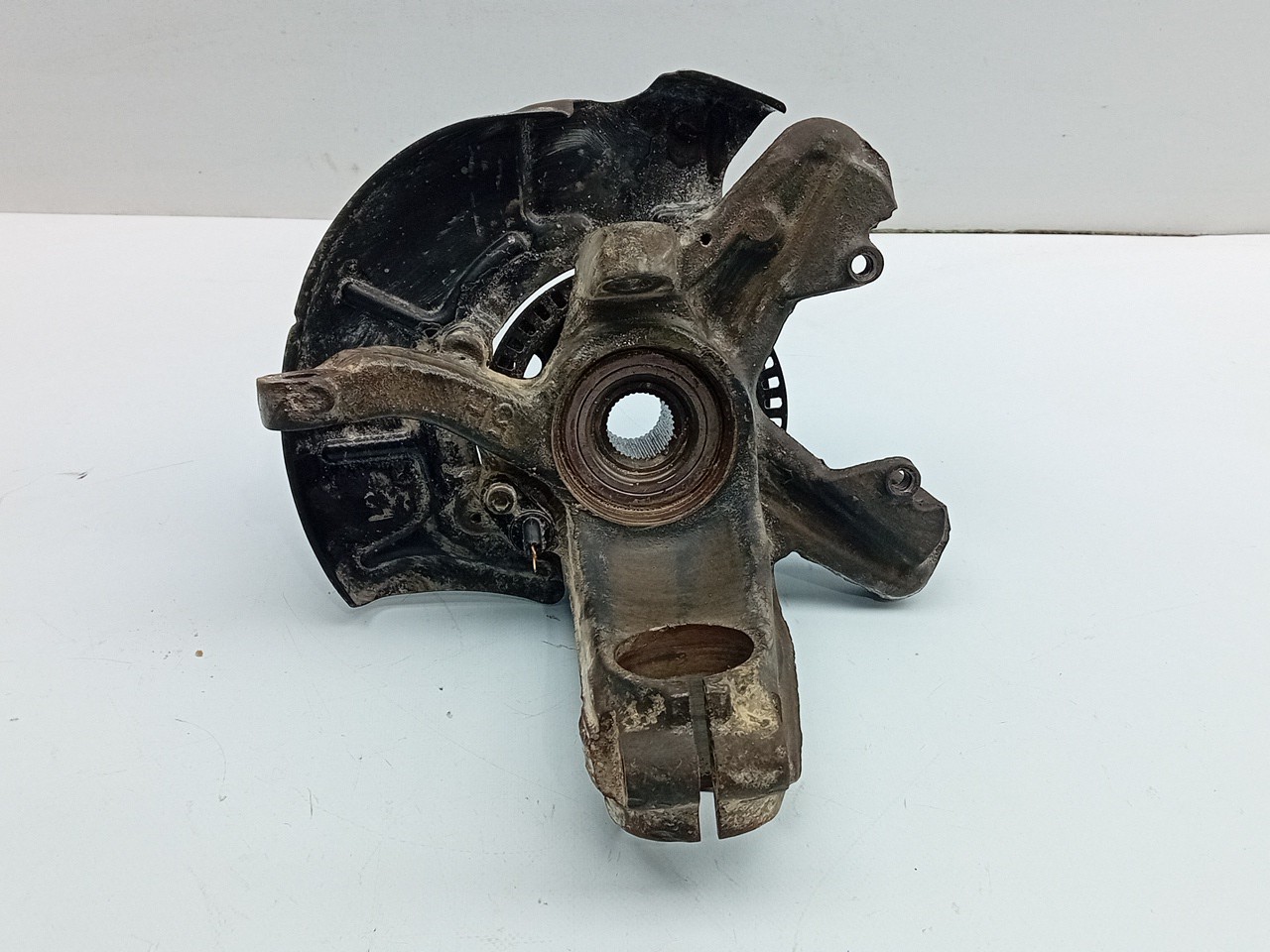 Manga de eixo frente direita VOLKSWAGEN Golf IV (1J1) Imagem-1