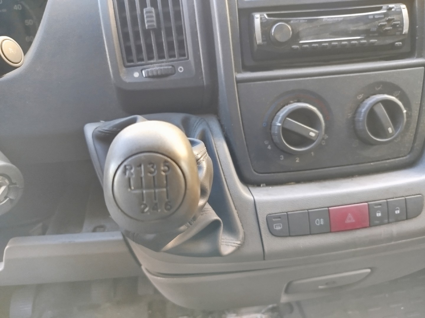 Boîte de vitesses manuelle PEUGEOT Boxer Imagem-1
