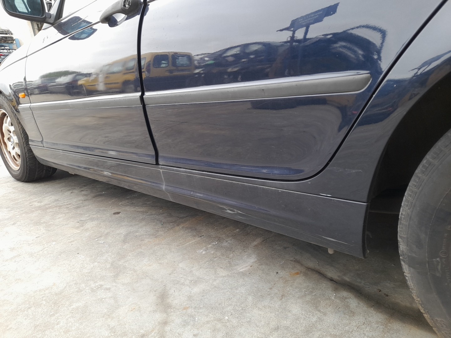 Embaladeira esquerda BMW 3 (E46) Imagem-1