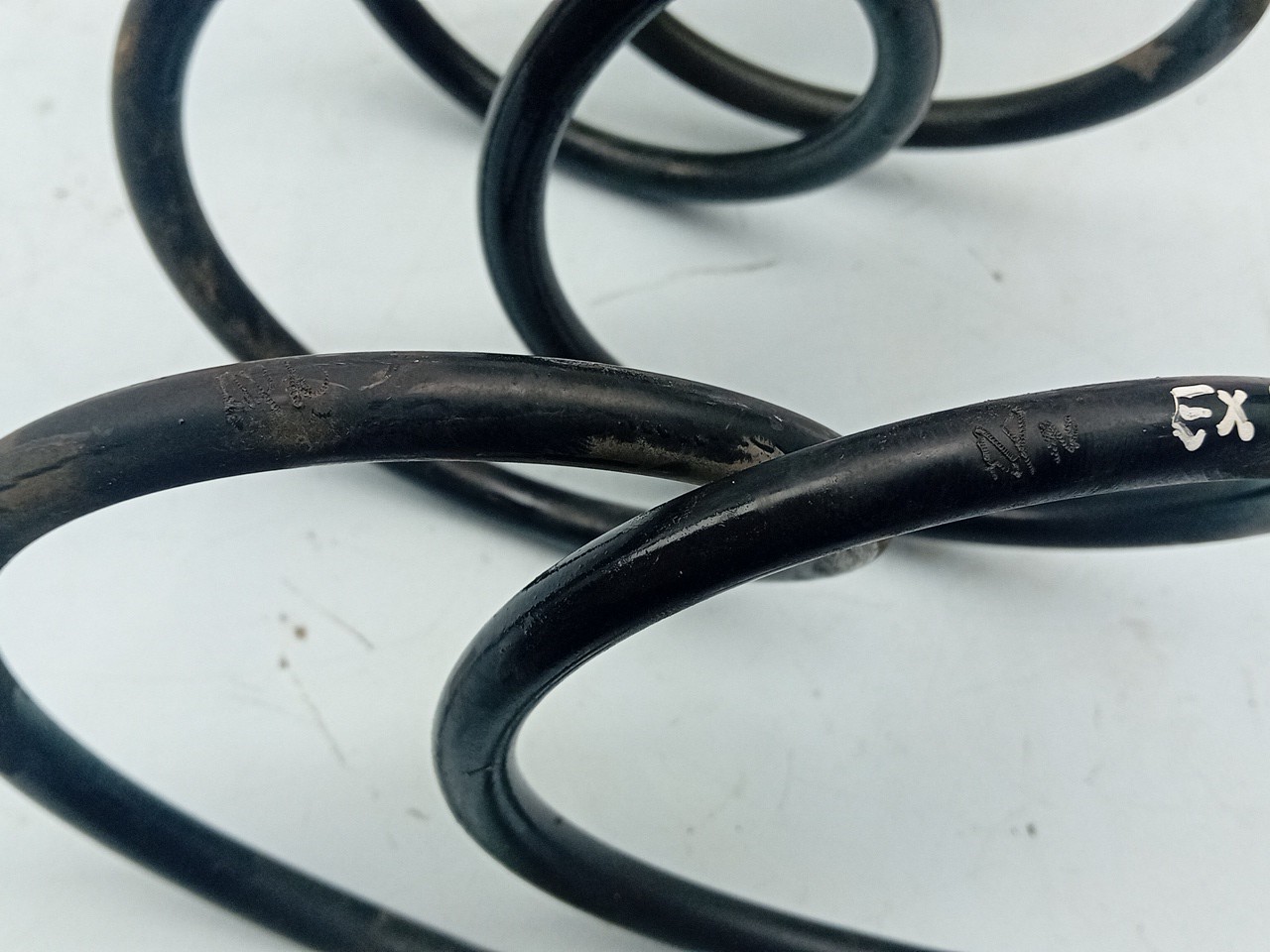 Left rear Suspension Spring PEUGEOT 3008 II (M_) Imagem-3