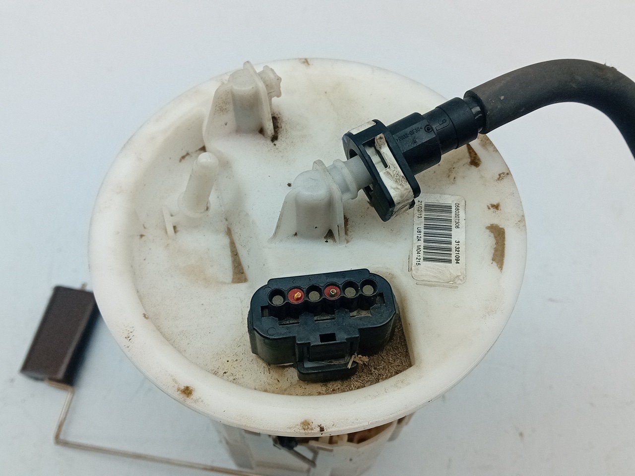 Fuel pump VOLVO V40 Hatchback Imagem-2