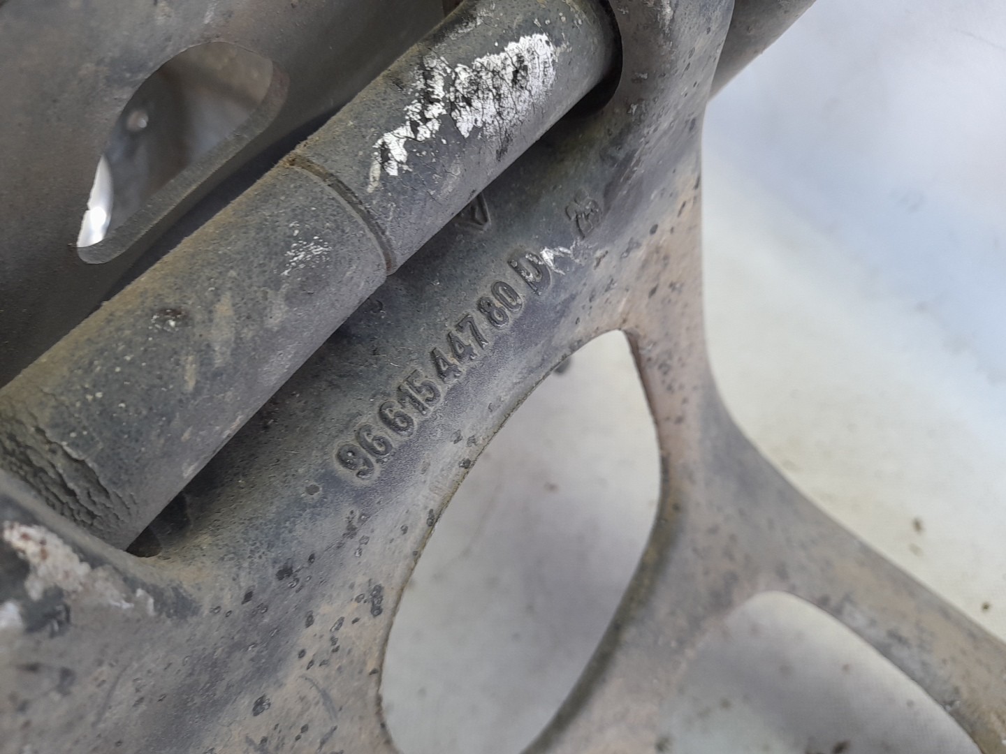 Right front suspension arm PEUGEOT 407 Coupé (6C_) Imagem-1