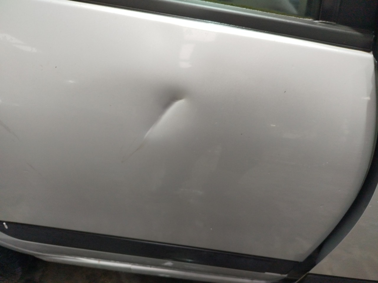 Porte arrière Droite NISSAN Almera II Sedan (N16) Imagem-1