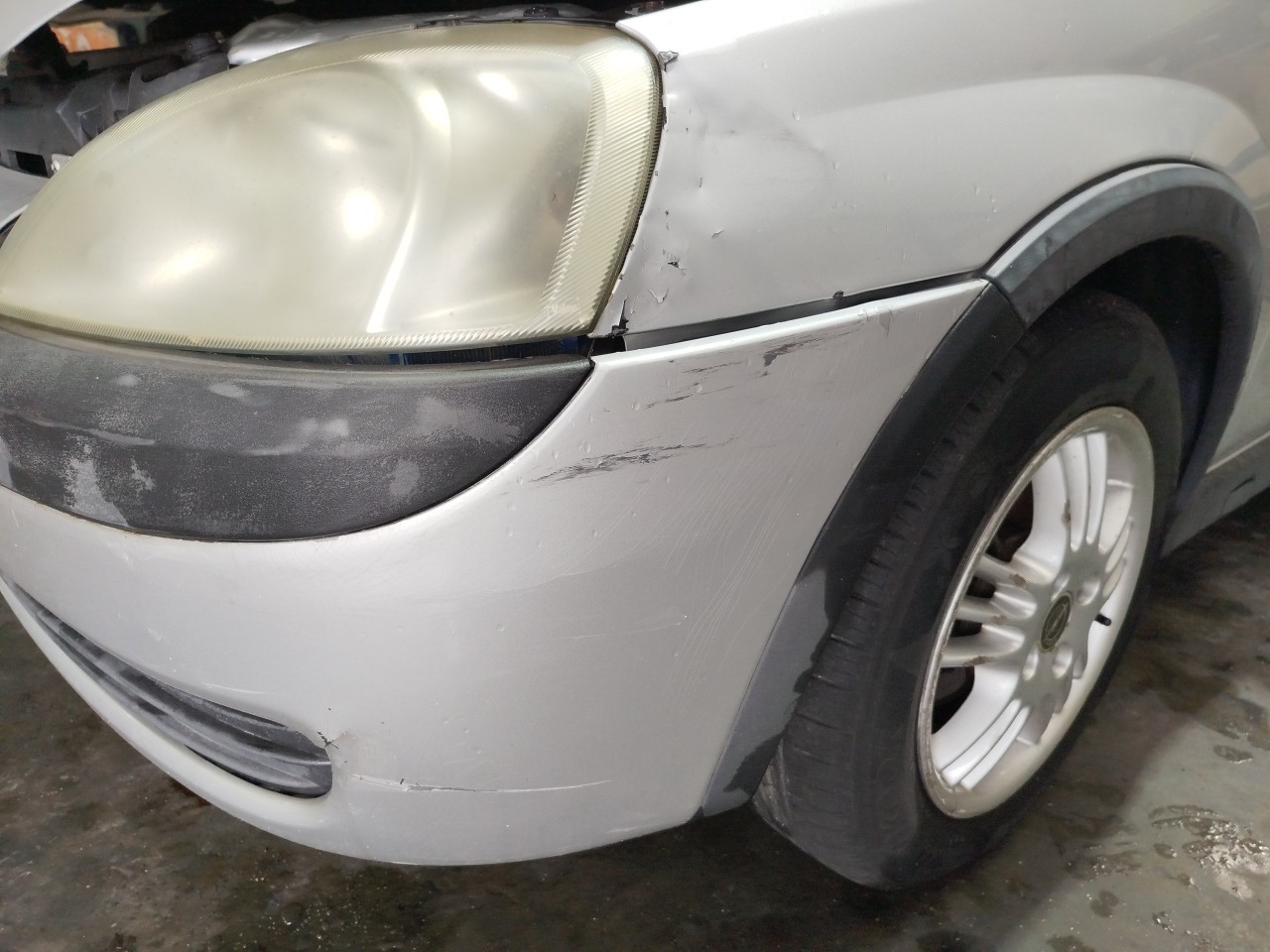 Pára-choques frente OPEL Corsa C Imagem-1