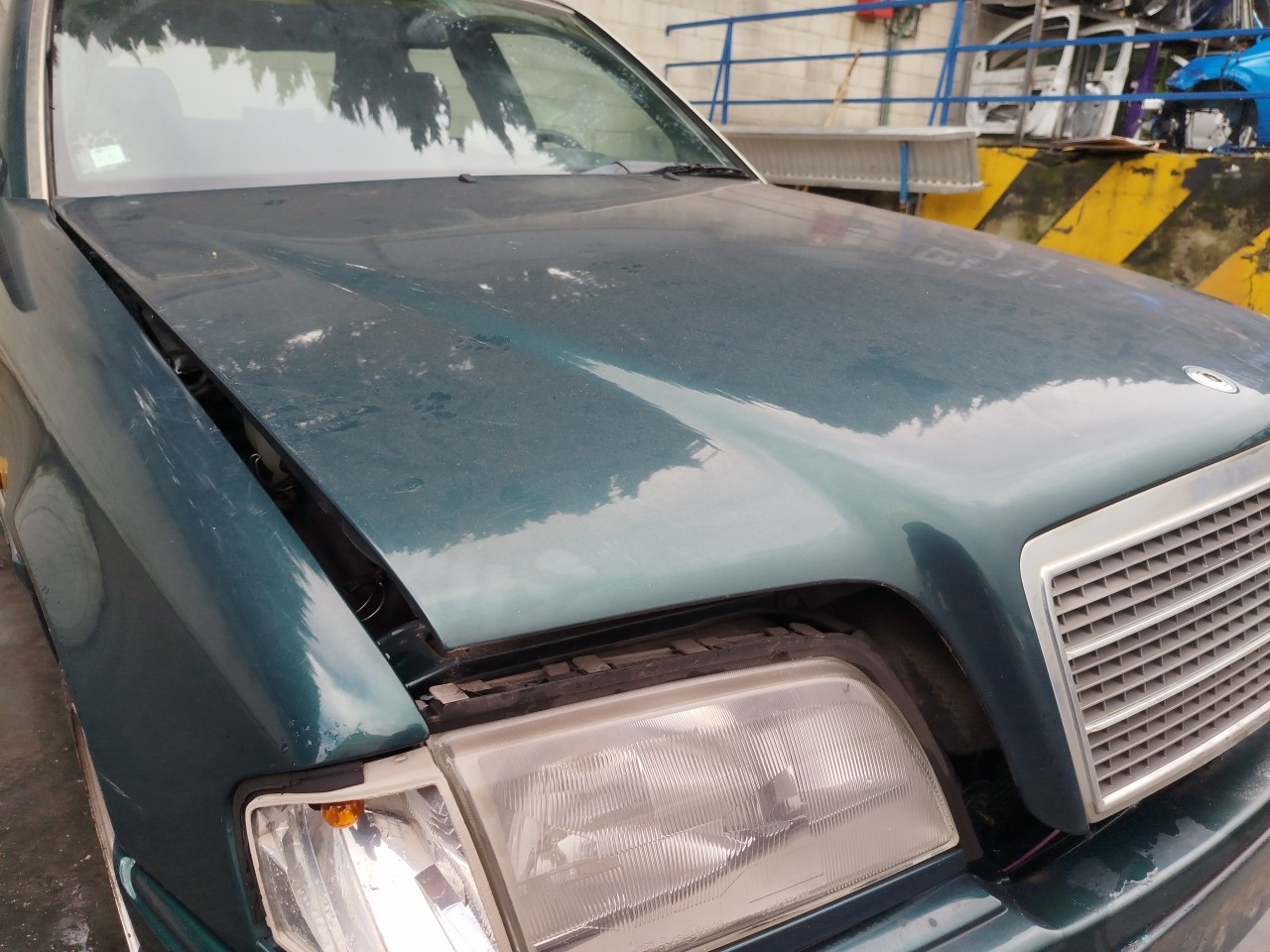 Capot MERCEDES-BENZ Classe C (W202) Imagem-2