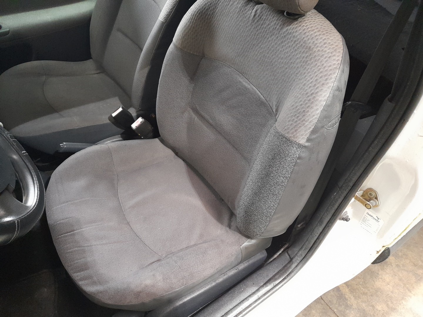 Banco Delantero Izquierdo RENAULT Clio II Société (SB0/1/2_) Imagem-1