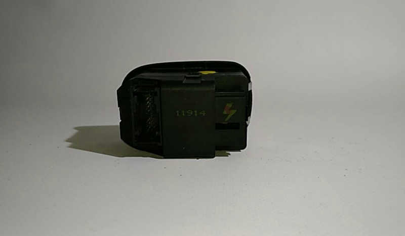 Comando / botão / interruptor vidros frente esquerdo PEUGEOT 206 (2A/C) Imagem-1