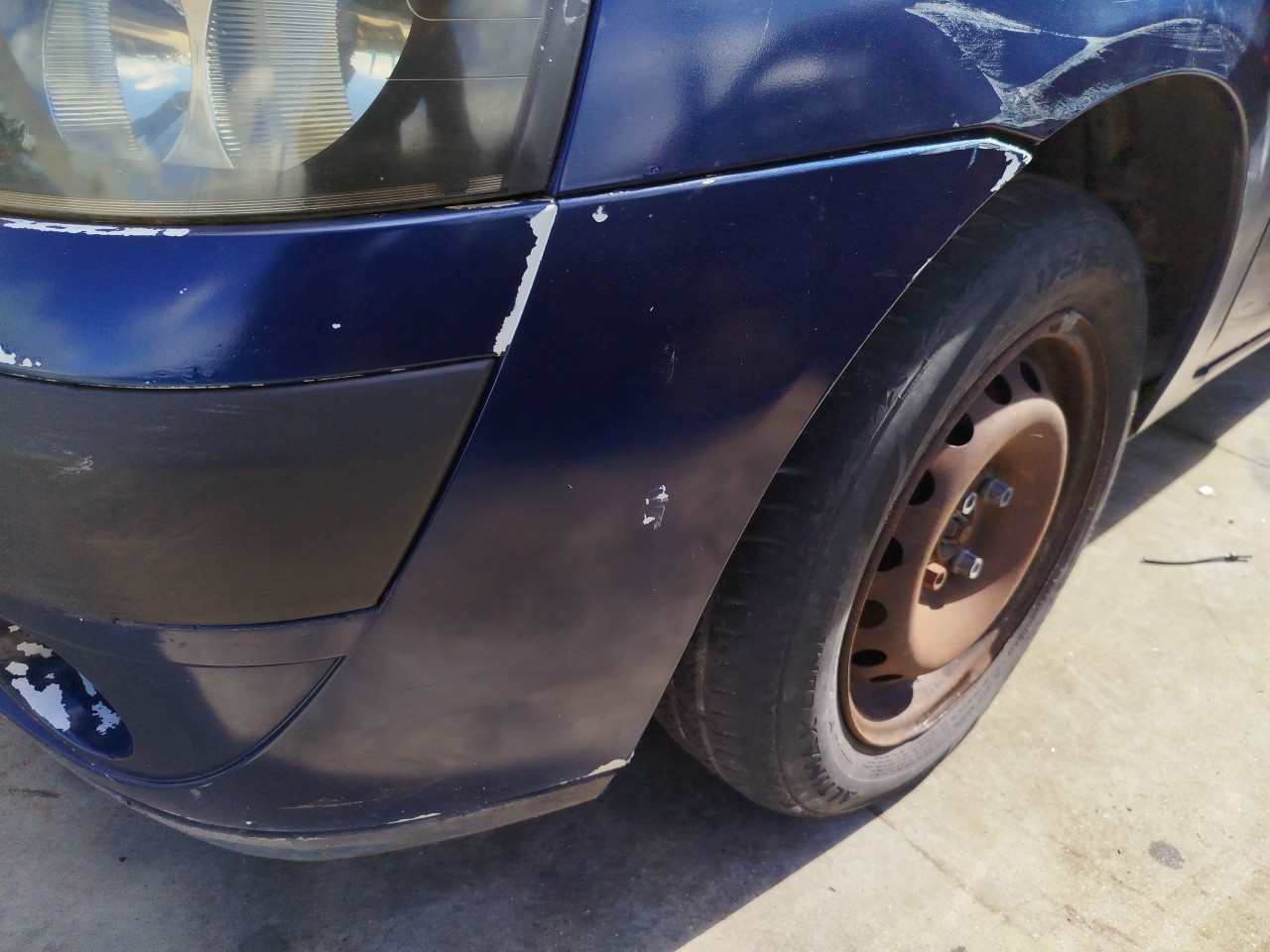 Pára-choques frente RENAULT Clio II (BB0/1/2_, CB0/1/2_) Imagem-1
