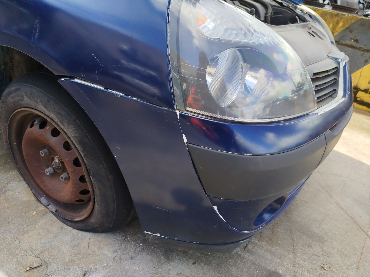 Pára-choques frente RENAULT Clio II (BB0/1/2_, CB0/1/2_) Imagem-2
