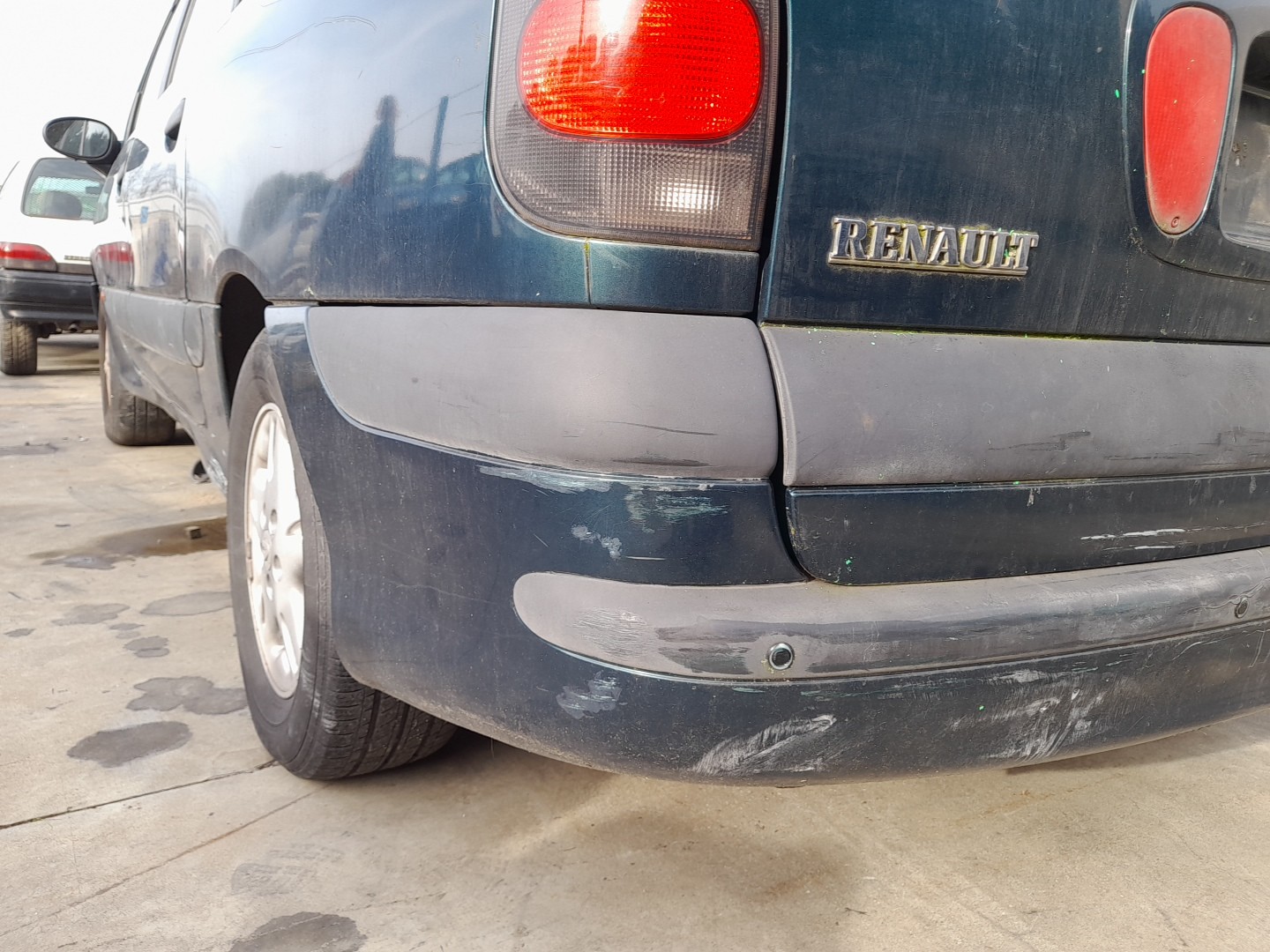 Rear Bumper RENAULT Espace/Grand Espace III (JE0_) Imagem-1