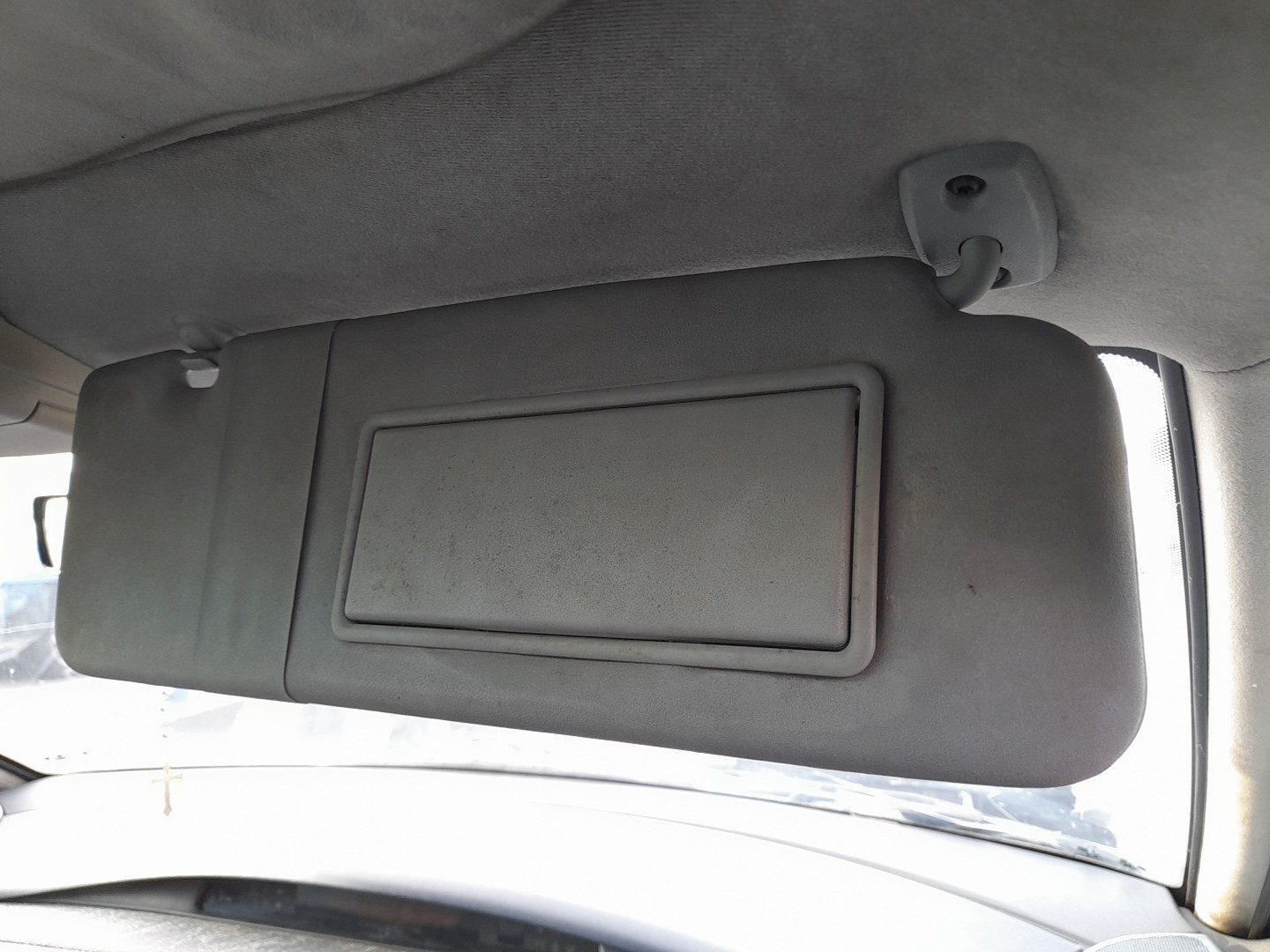 Right Sun Visor