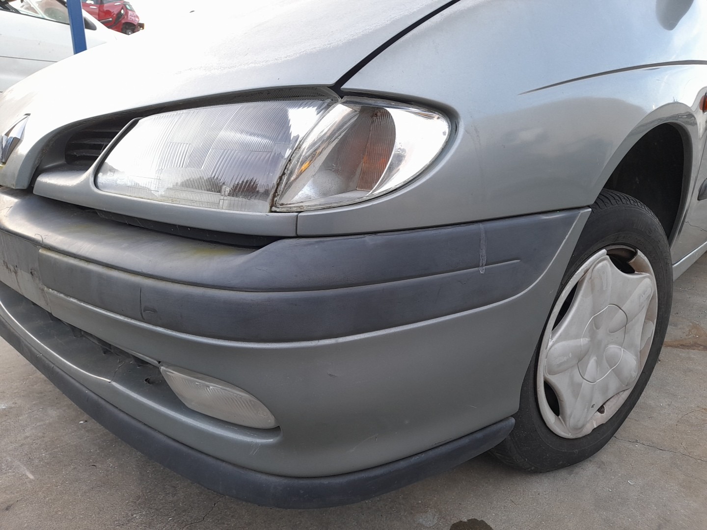 Pára-choques frente RENAULT Megane Scénic (JA0/1_) Imagem-2
