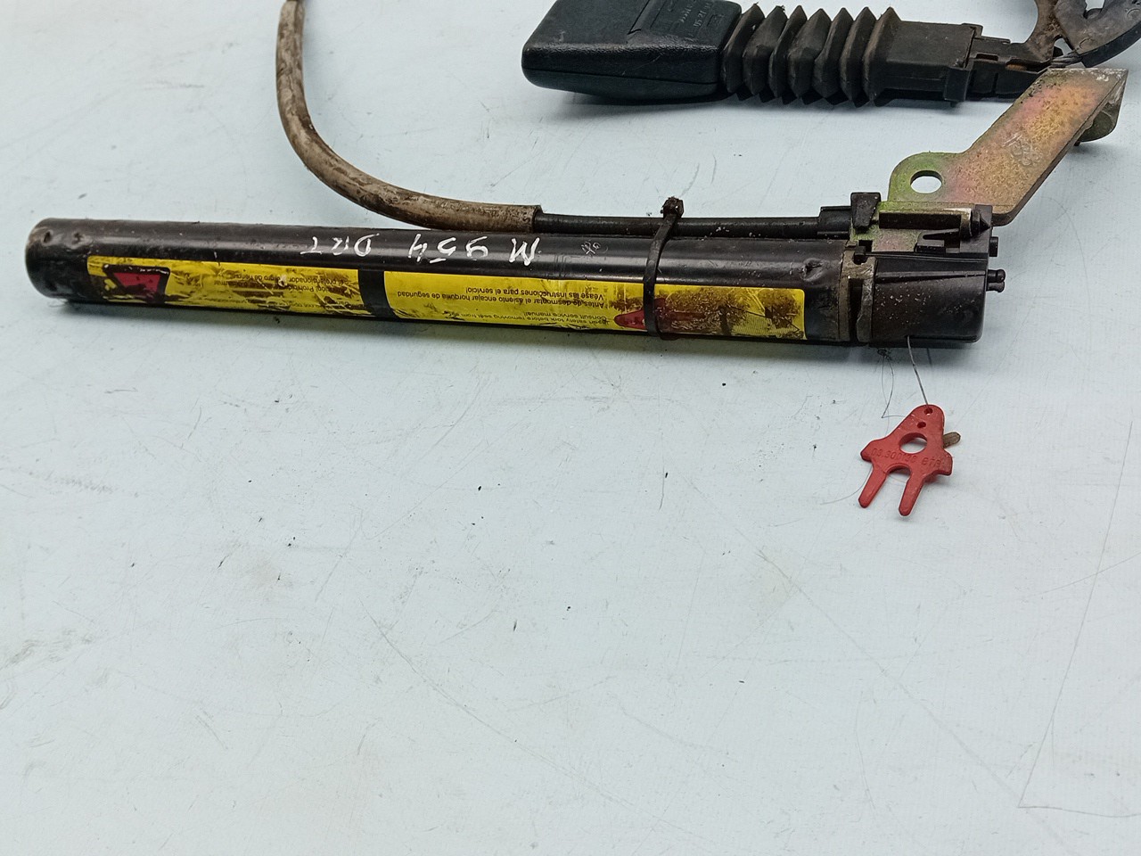 Pretensor cinturón Delantero Derecho OPEL Corsa B Imagem-1