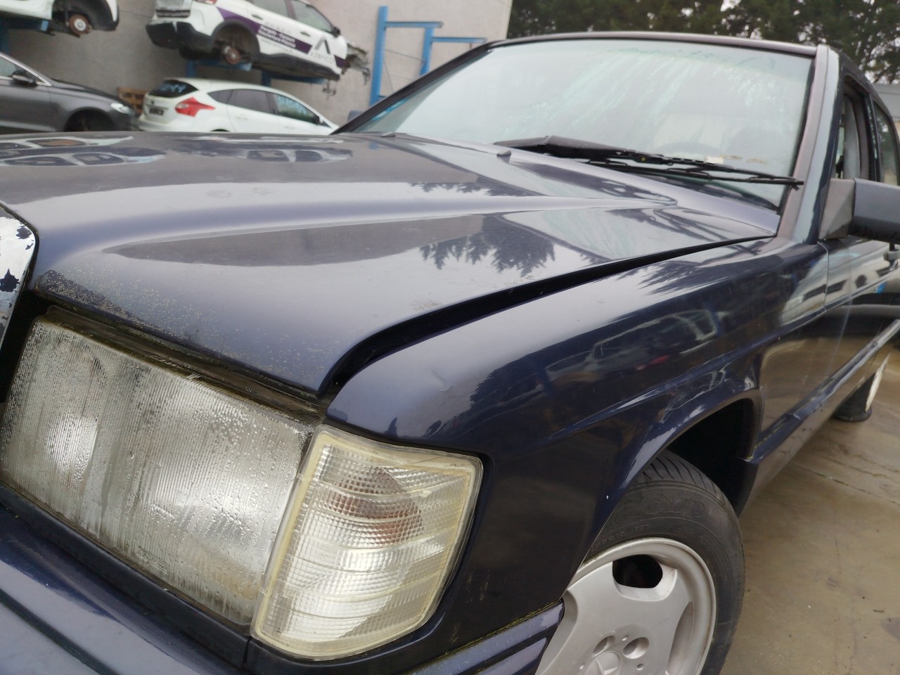 Capot MERCEDES-BENZ 190 (W201) Imagem-1