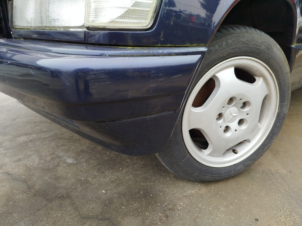 Front Bumper MERCEDES-BENZ 190 (W201) Imagem-1