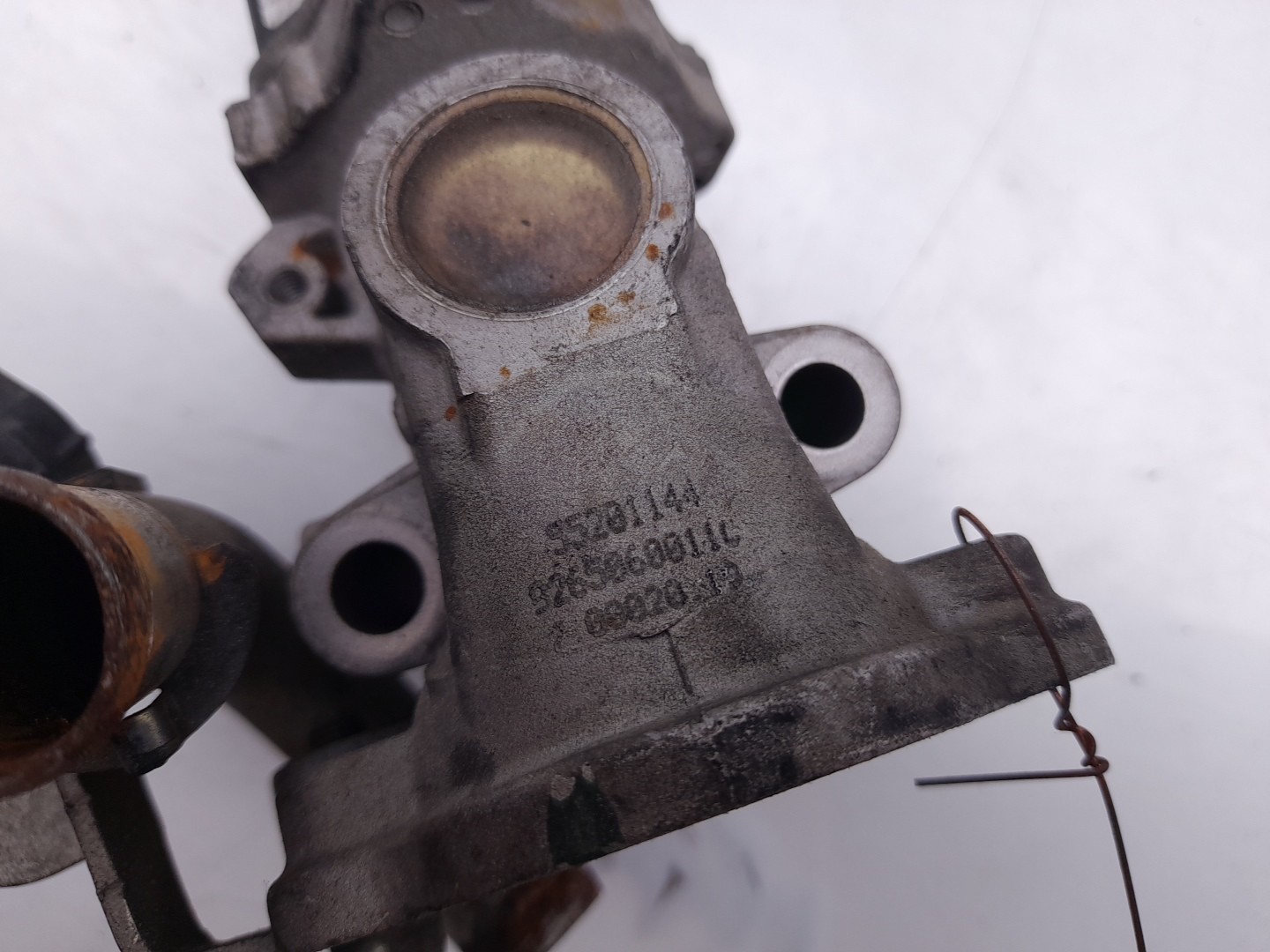 Valve EGR RENAULT Megane III Grandtour (KZ0/1) Imagem-1