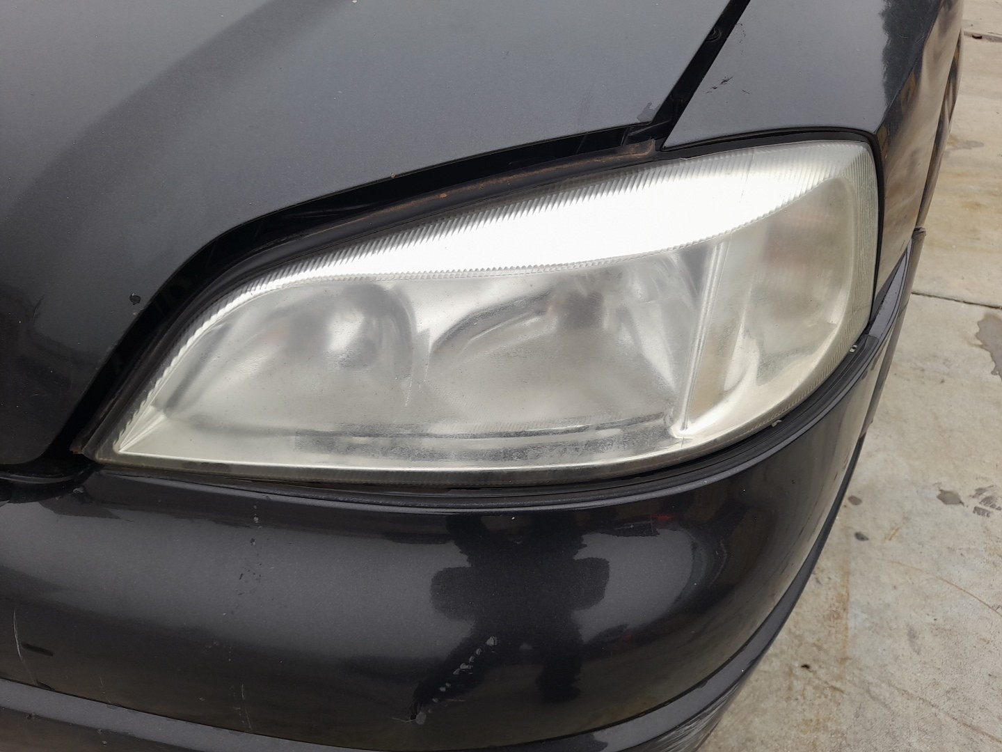 Left Headlight