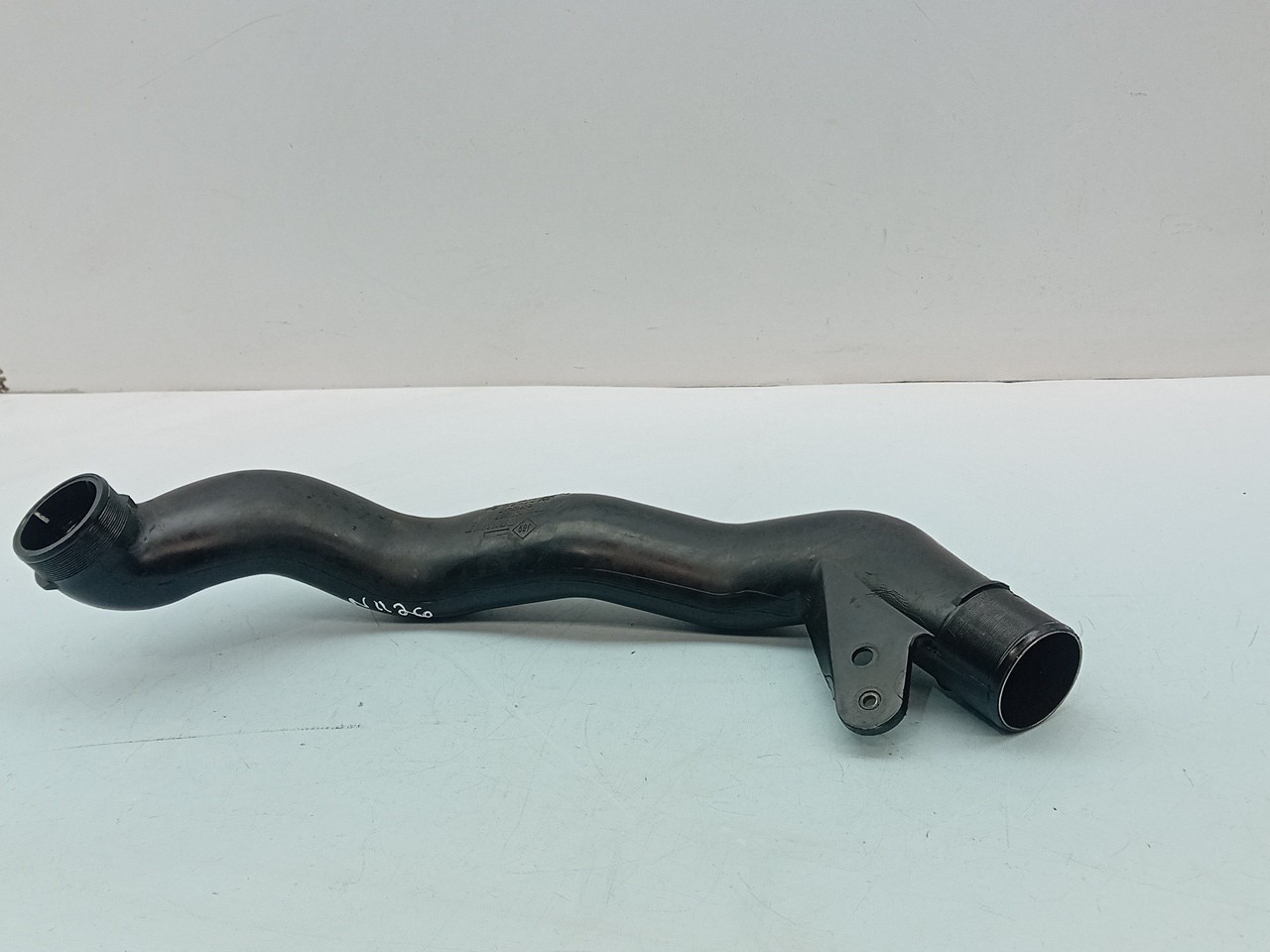 Intercooler pipe