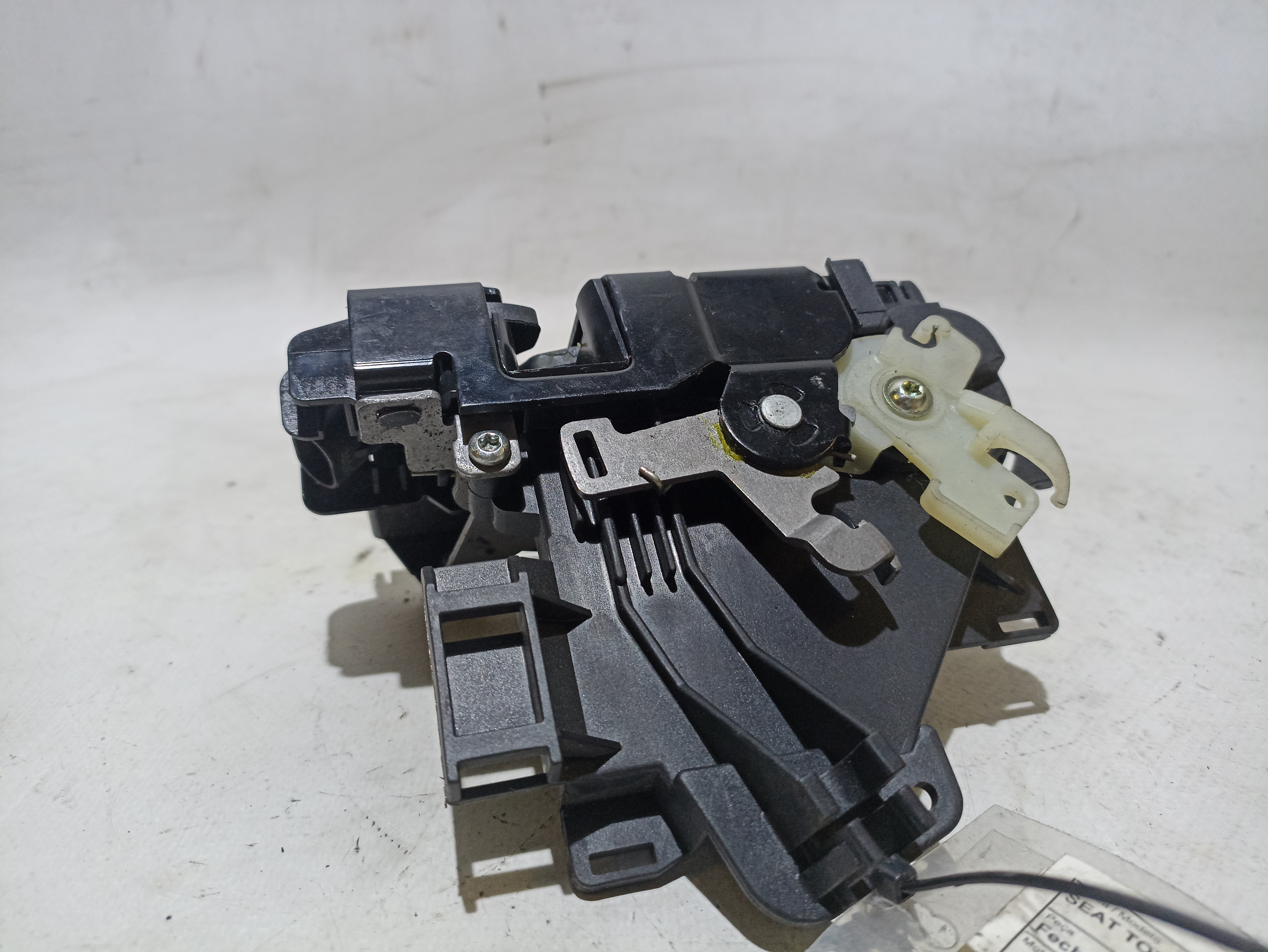 Serrure Avant Gauche SEAT Toledo II (1M2) Imagem-4
