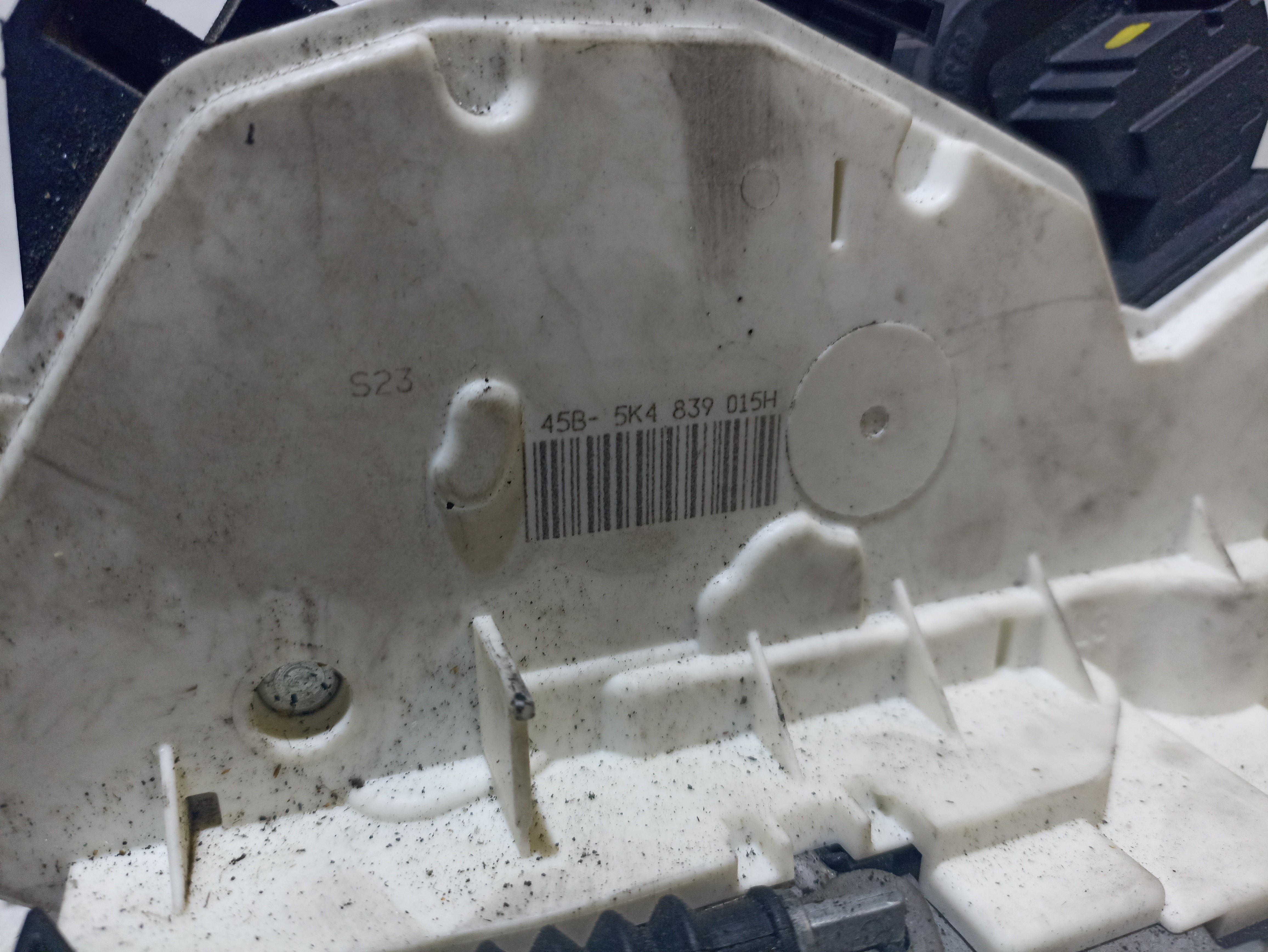 Rear Right Door Lock VOLKSWAGEN Golf VI (5K1) Imagem-1