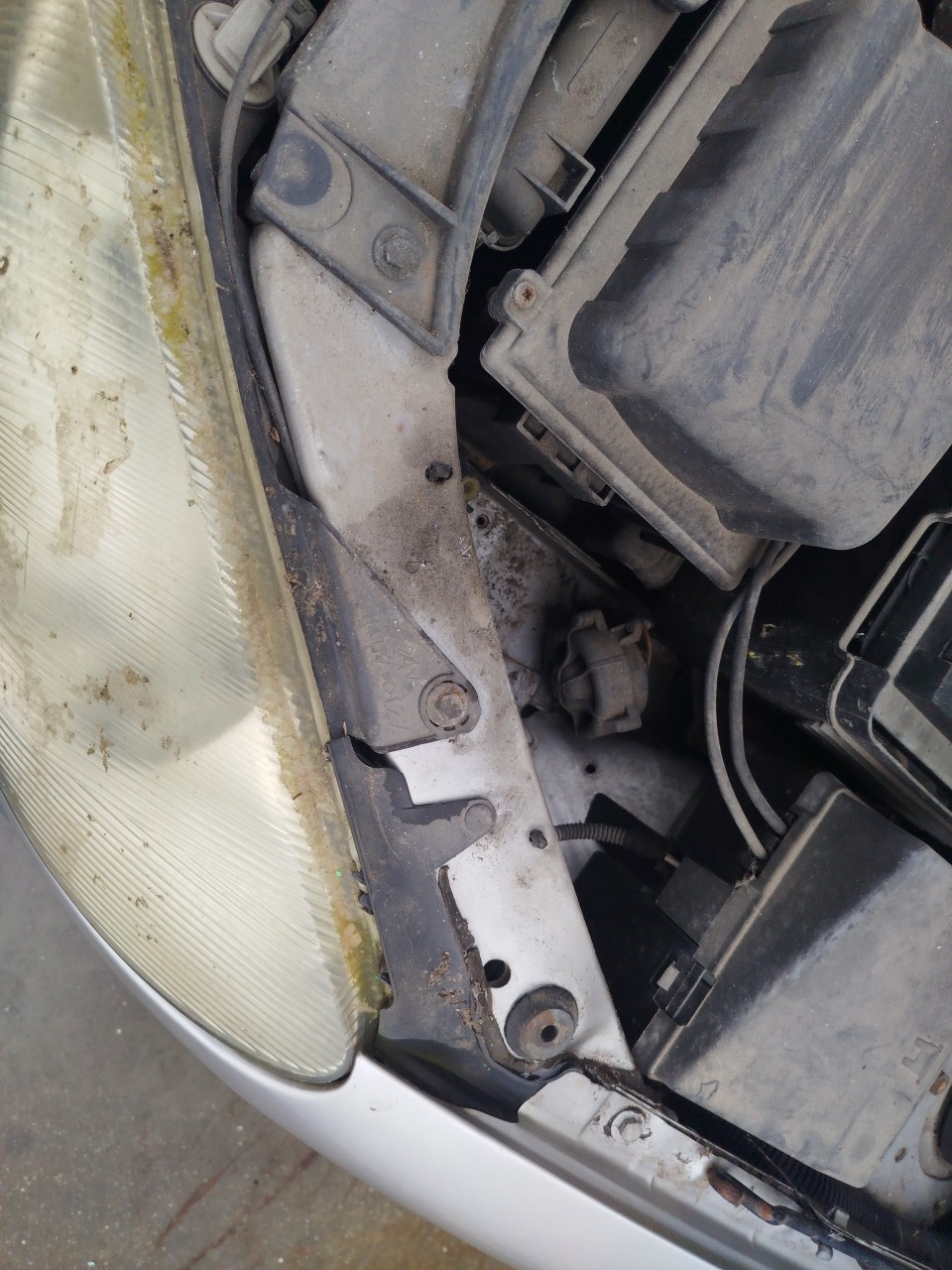 Phare avant gauche PEUGEOT 206 (2A/C) Imagem-1