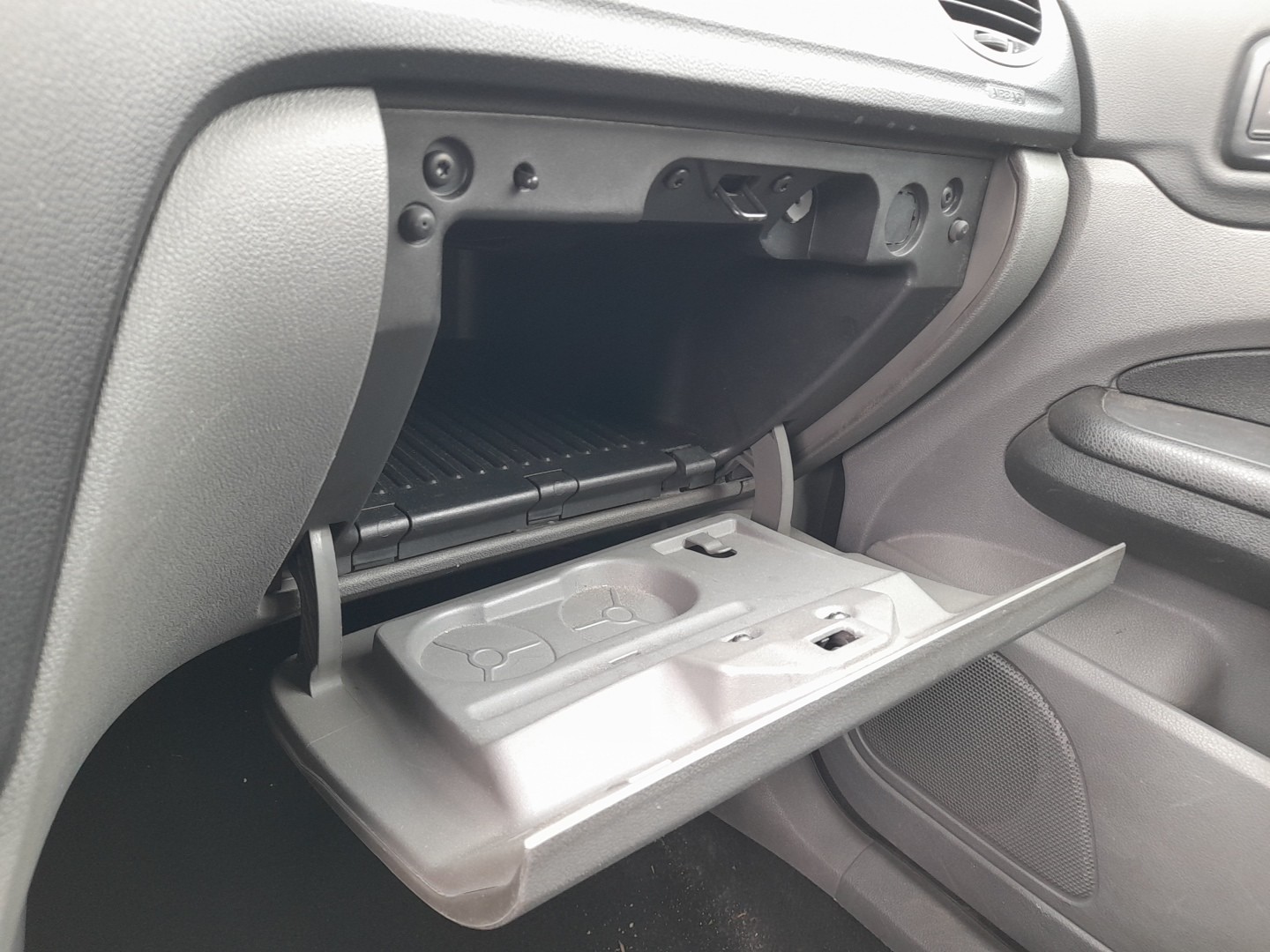 Glove Box / Compartment FORD Focus II Carrinha (DA_) Imagem-1