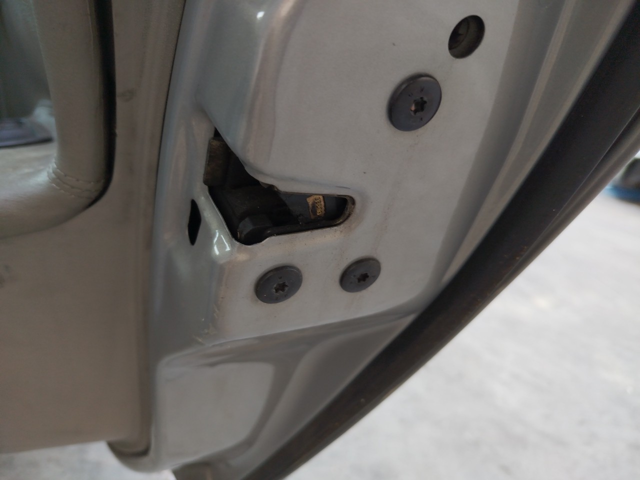 Cerradura / cierre puerta delantero derecho RENAULT Megane II Break (KM0/1_) Imagem-0