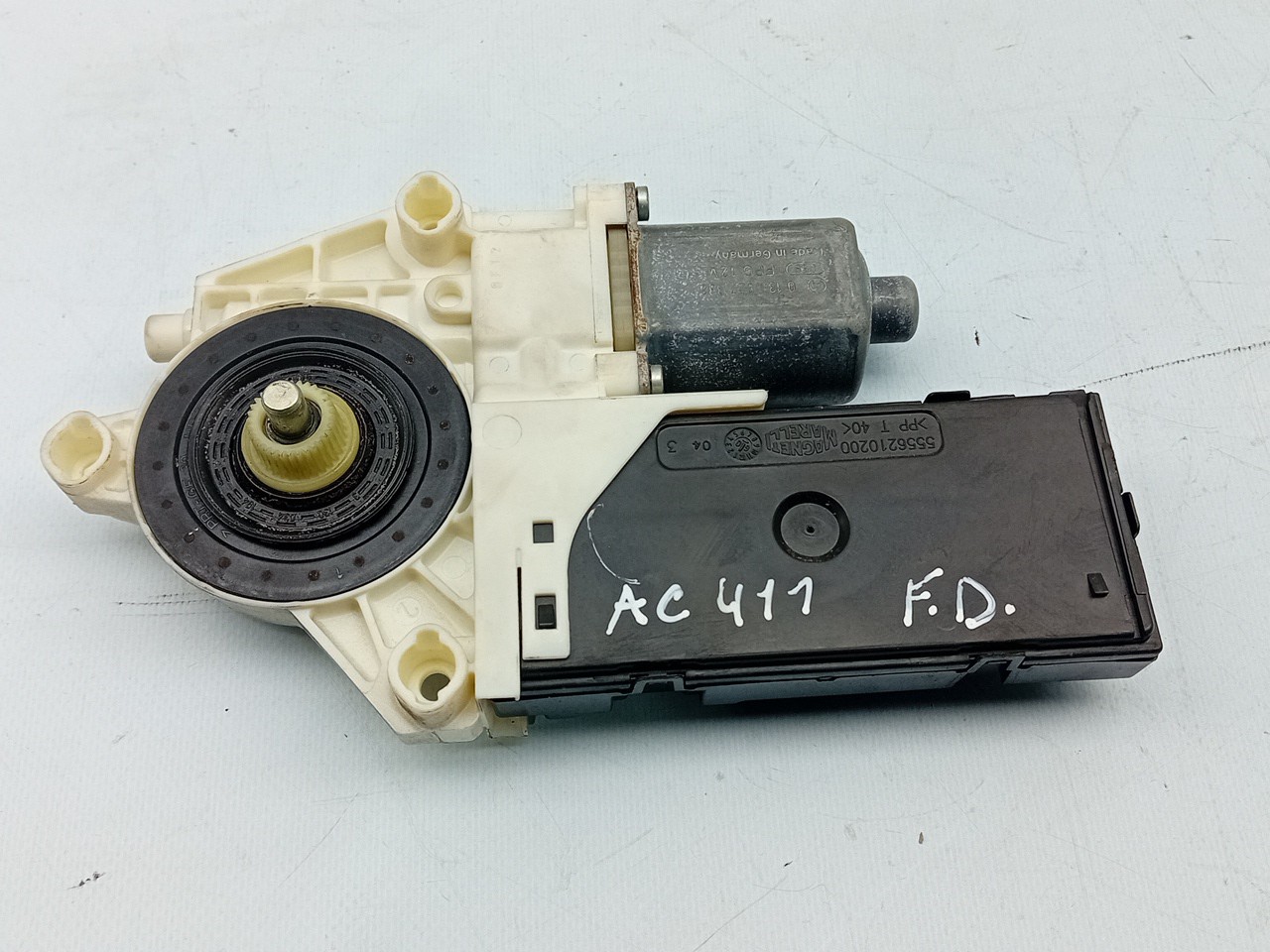 Moteur lève-vitre avant gauche RENAULT Laguna III (BT0/1) Imagem-1