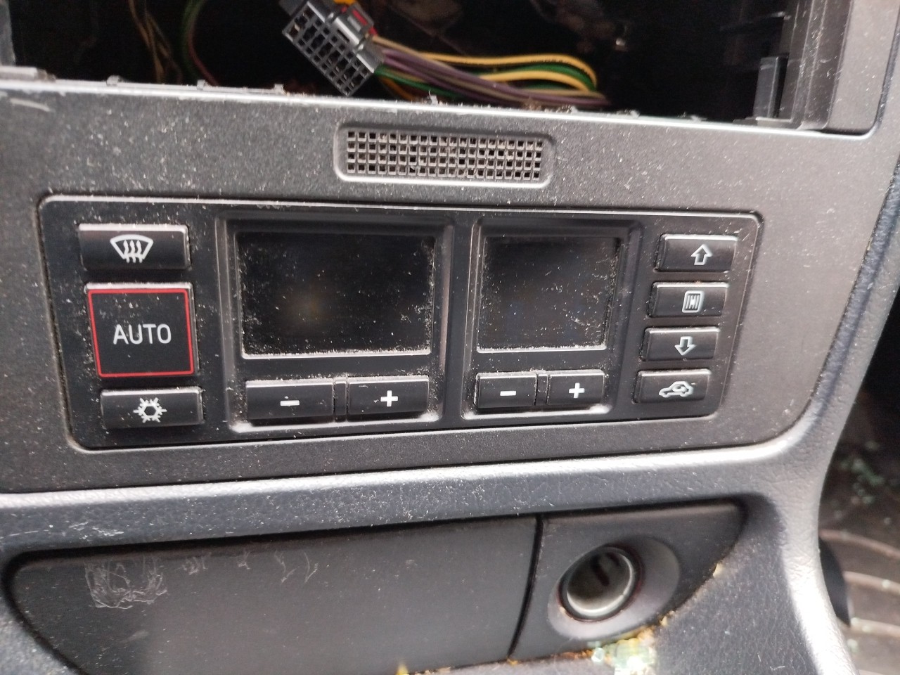 AC switch
