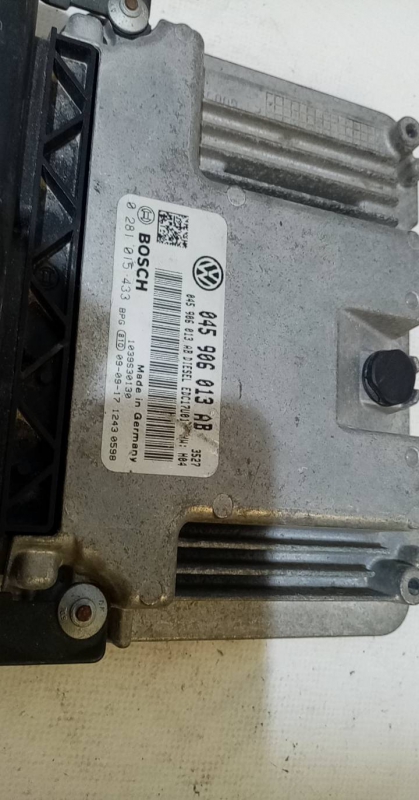 Engine control unit / ECU SEAT Ibiza IV (6J5, 6P1) Imagem-1