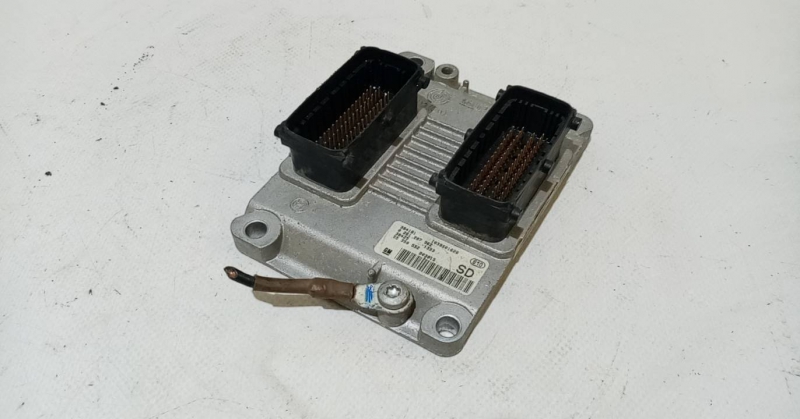 Engine control unit / ECU