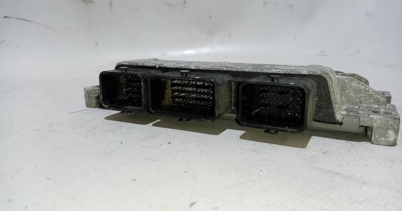 Centralina motor / ECU RENAULT Clio III (BR0/1, CR0/1) Imagem-1