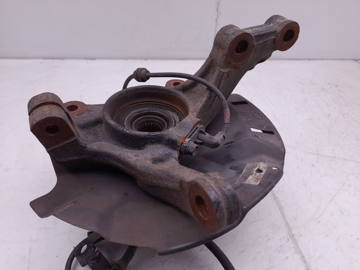 Right front steering knuckle KIA Rio III (UB) Imagem-1