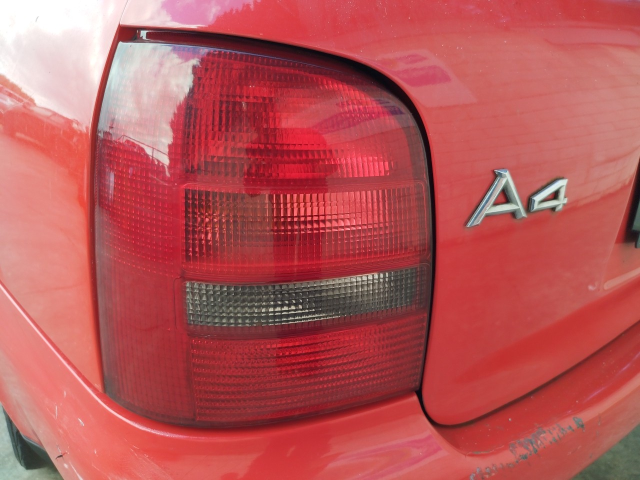 Left Tail light