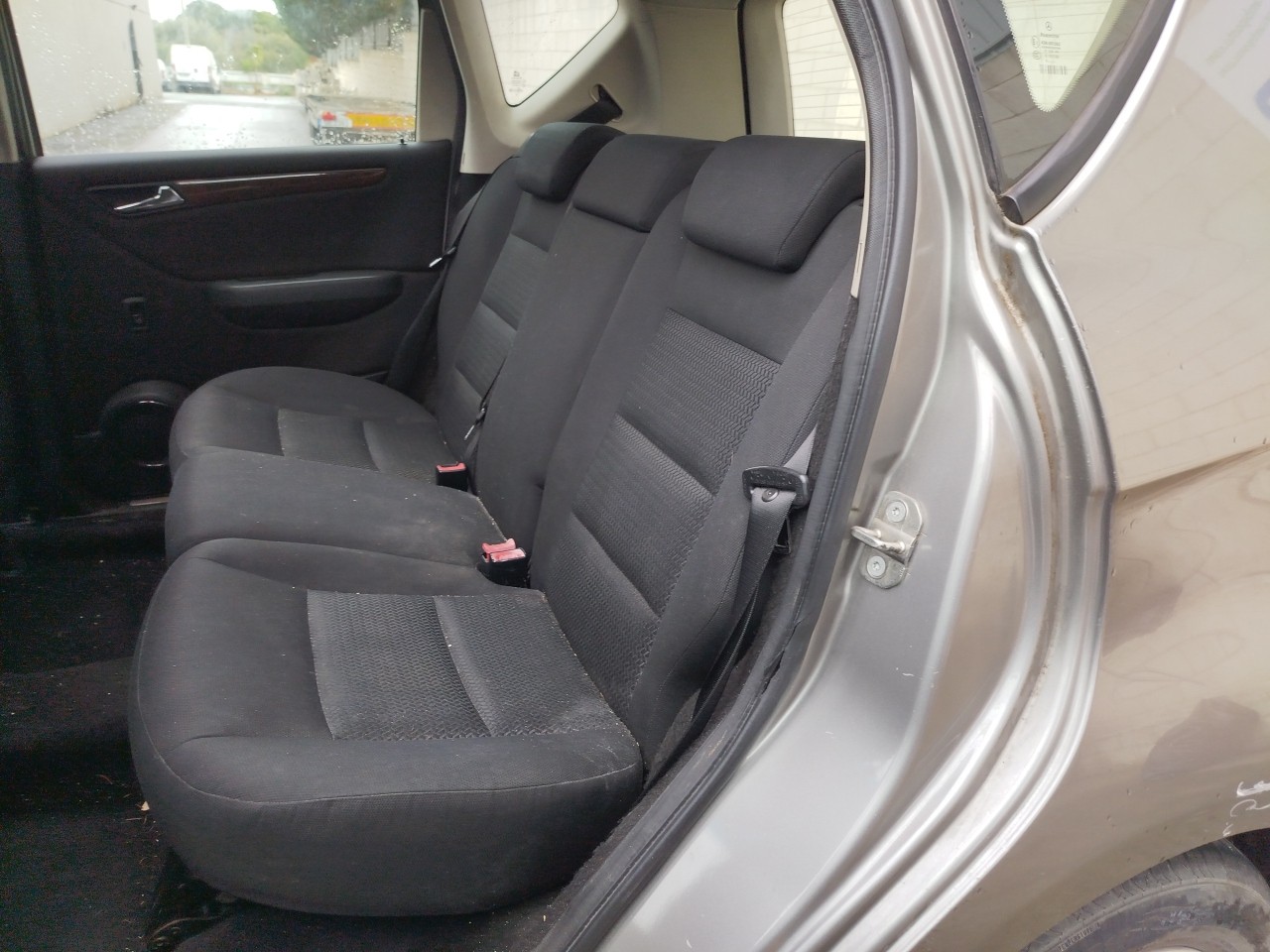 Siège Arrière MERCEDES-BENZ Classe A (W169) Imagem-1