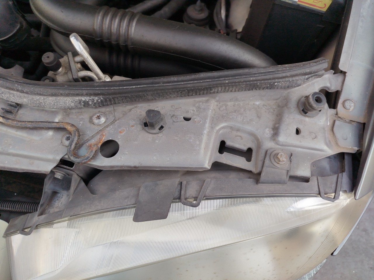 Phare avant gauche RENAULT Megane I Break (KA0/1_) Imagem-1