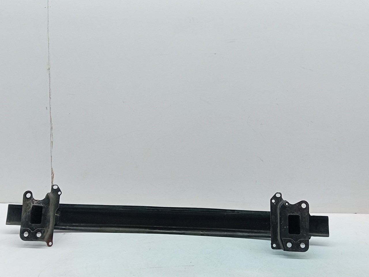 Front bumper reinforcement VOLKSWAGEN Polo (9N) Imagem-2