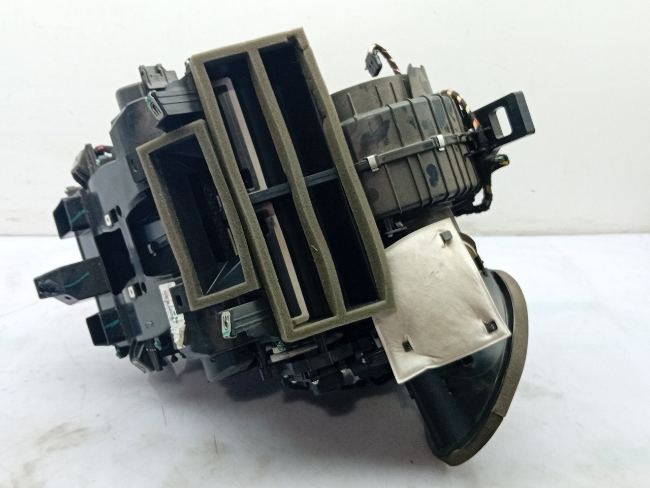 Caixa Chaufagem sofagem OPEL Corsa F Imagem-2