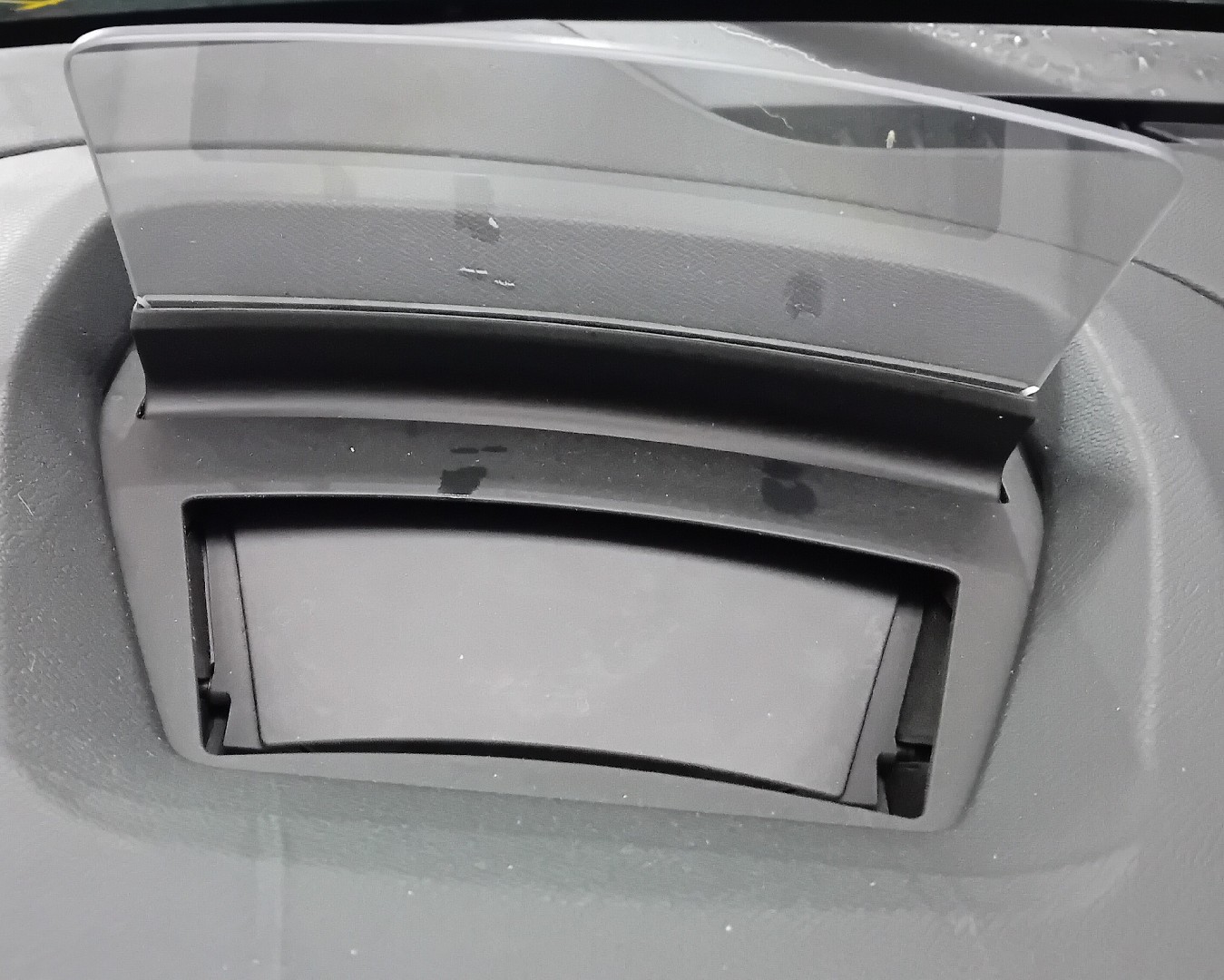 Head-UP Display CITROËN C4 III Imagem-1